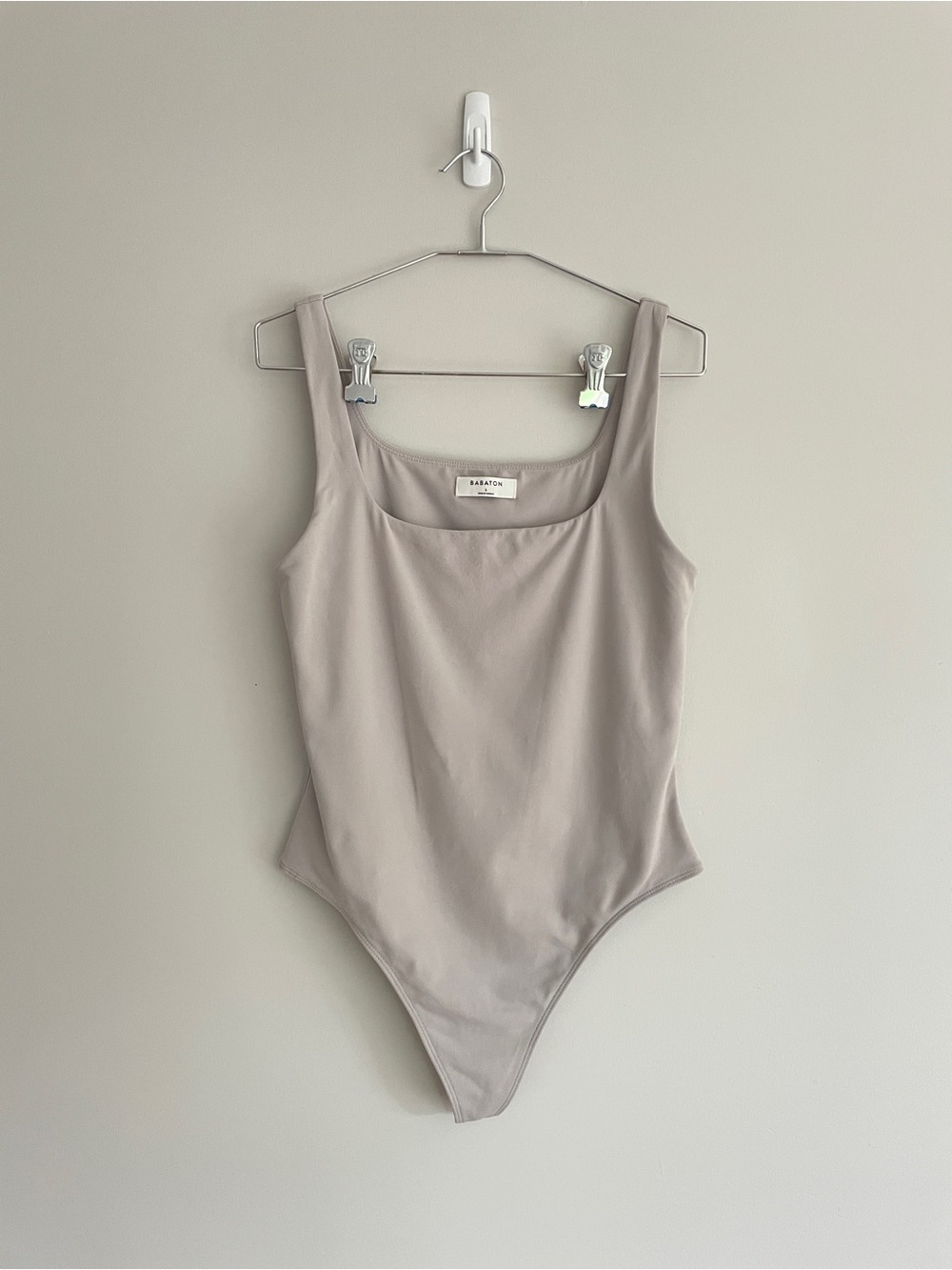 Babaton | square neck contour bodysuit, L
